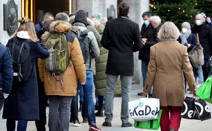 OMS pide no festejar Navidad y Año Nuevo ante amenaza de ómicron, que ya domina EU