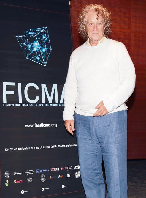 El realizador estuvo en el Senado de la República (AGUSTÍN SALINAS)