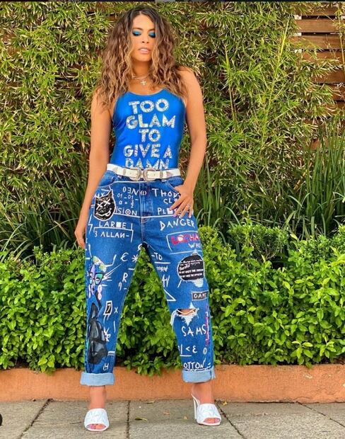 La peor vestida de la semana es Galilea Montijo con su vestido country gótico