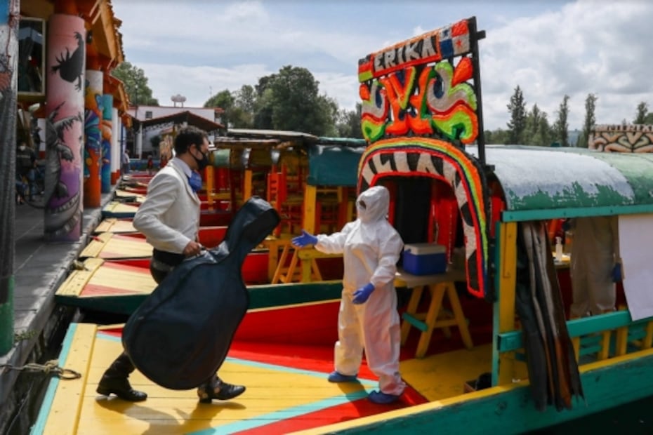 Pocas ventas, trajineras para muestras Covid, y protestas feministas, en las fotos de la semana
