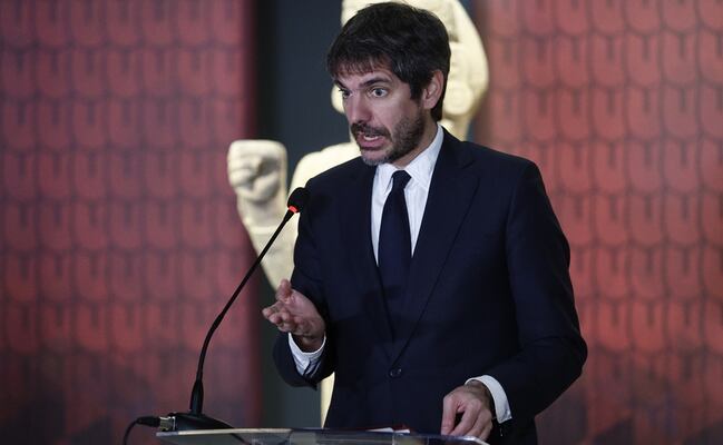 Ernest Urtasun reivindica el "diálogo, perdón y fraternidad" al inaugurar exposición de culturas originarias de México en Madrid