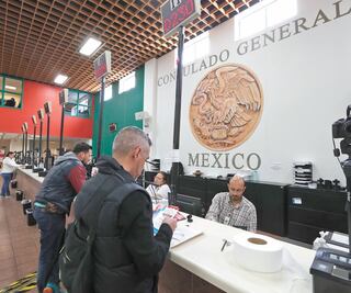 Ofrece SRE avión para traer cenizas desde Nueva York