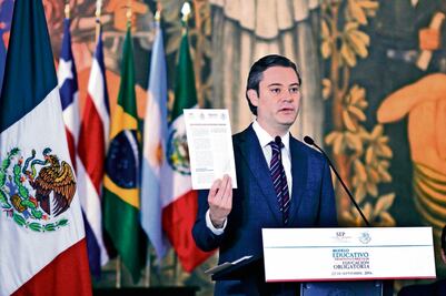 Autoridades buscan disminuir brecha educativa 