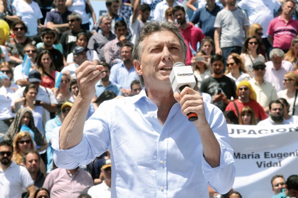 Mauricio Macri, con sus seguidores, el sábado pasado. En los comicios del 25 de octubre obtuvo 34.1% de los votos (Especial)