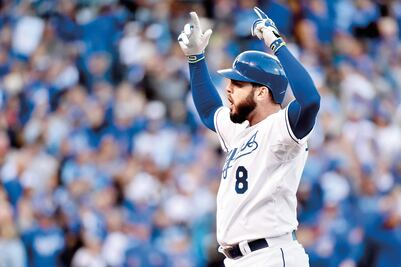 Royals consigue dar la voltereta