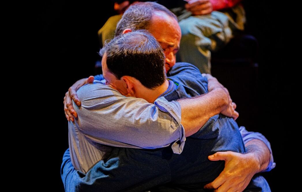 "Tierra Oceana" es una pieza teatral protagonizada por Boris Schoemann, Antón Araiza y Emmanuel Lapín.
Foto: Tierra Oceana, cortesía