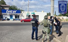 Realizan operativo de búsqueda y pega de pesquisas de desaparecidos en zona noroeste de Chihuahua; buscan a 11 personas