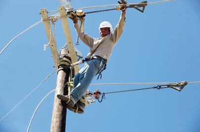 Tarifas de luz merman las utilidades de industriales