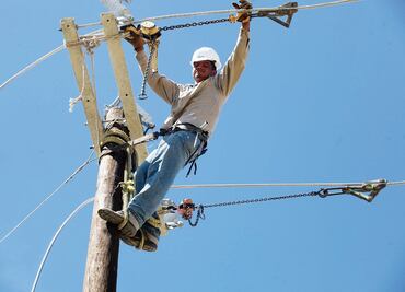 Tarifas de luz merman las utilidades de industriales