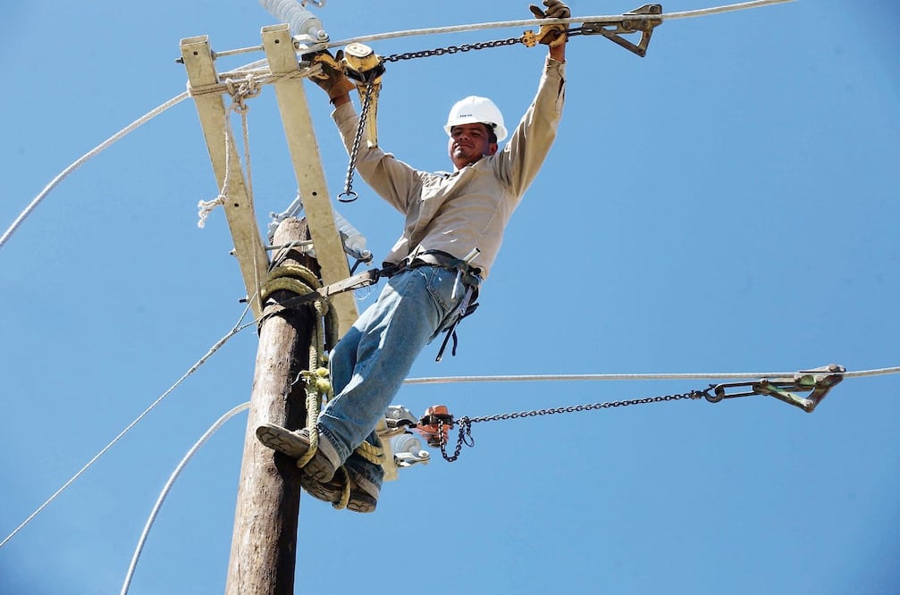 Tarifas de luz merman las utilidades de industriales