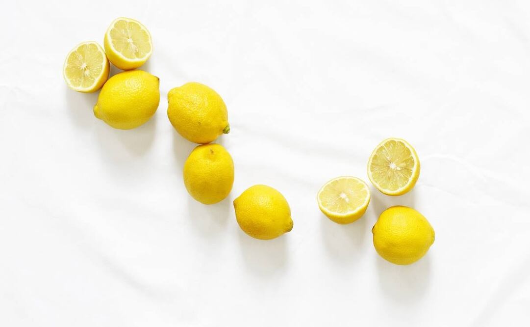 El limón, elemento ácido que no falta en ceviches y tártaras.   Foto: Free-Photos / Pixabay 