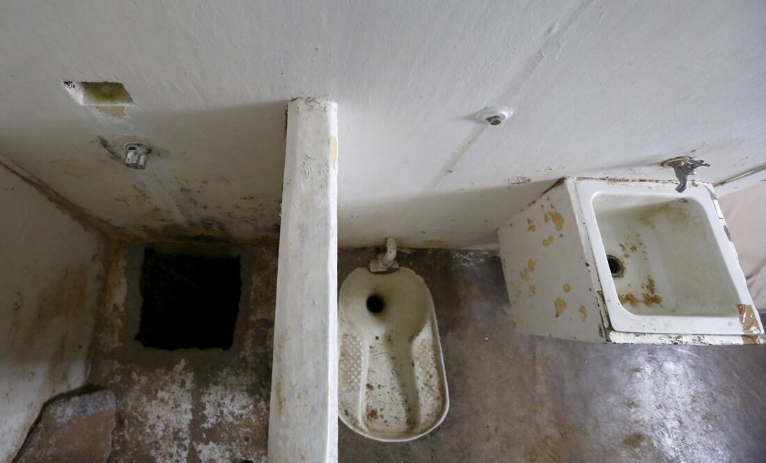 La celda número 20, donde permanecía recluido Guzmán Loera hasta su fuga el pasado 11 de julio./Reuters