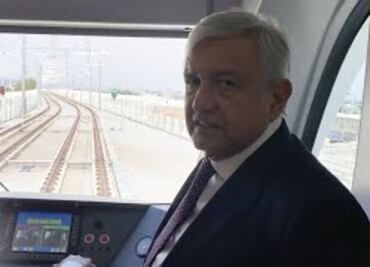 AMLO y Alfaro recorren obras del metro de Guadalajara