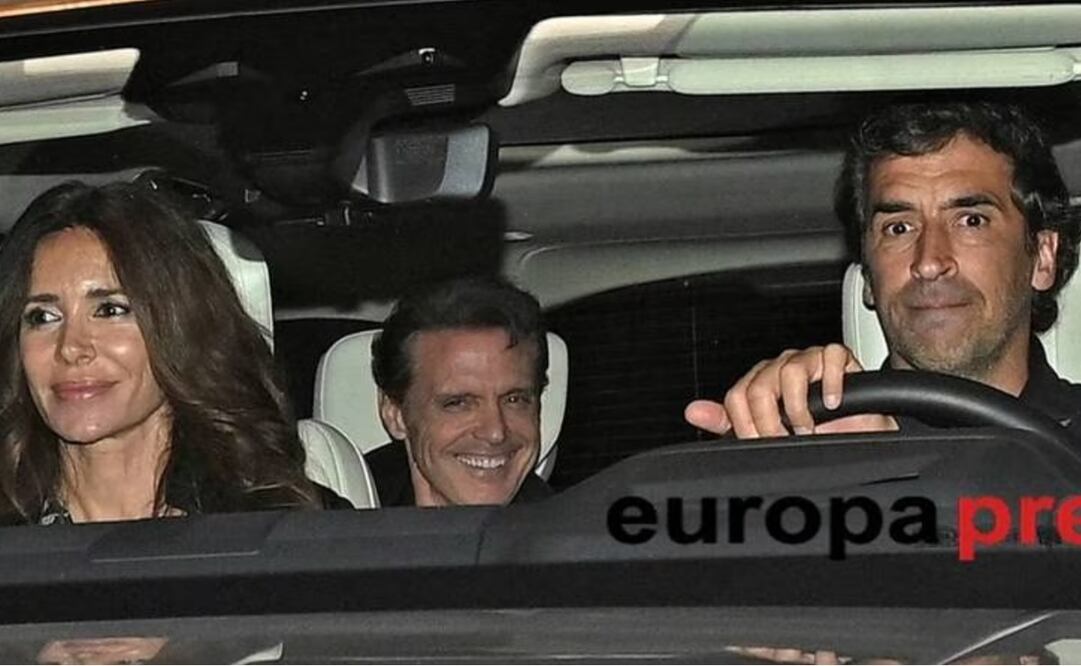 Luis Miguel acompañado de Raúl González / Foto: Especiales