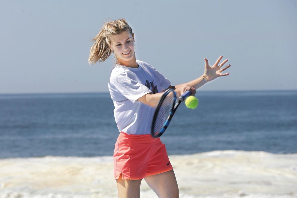 La hermosa tenista, que ha causado revuelo en redes sociales por sus sensuales fotografías, ha dicho que México es su país preferido (JOSÉ MÉNDEZ. EFE)