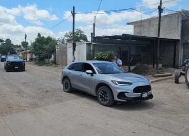 Cae cinco jóvenes con chalecos tácticos, rifles automáticos y cargadores en Aguaruto, Sinaloa; intentaron escapar