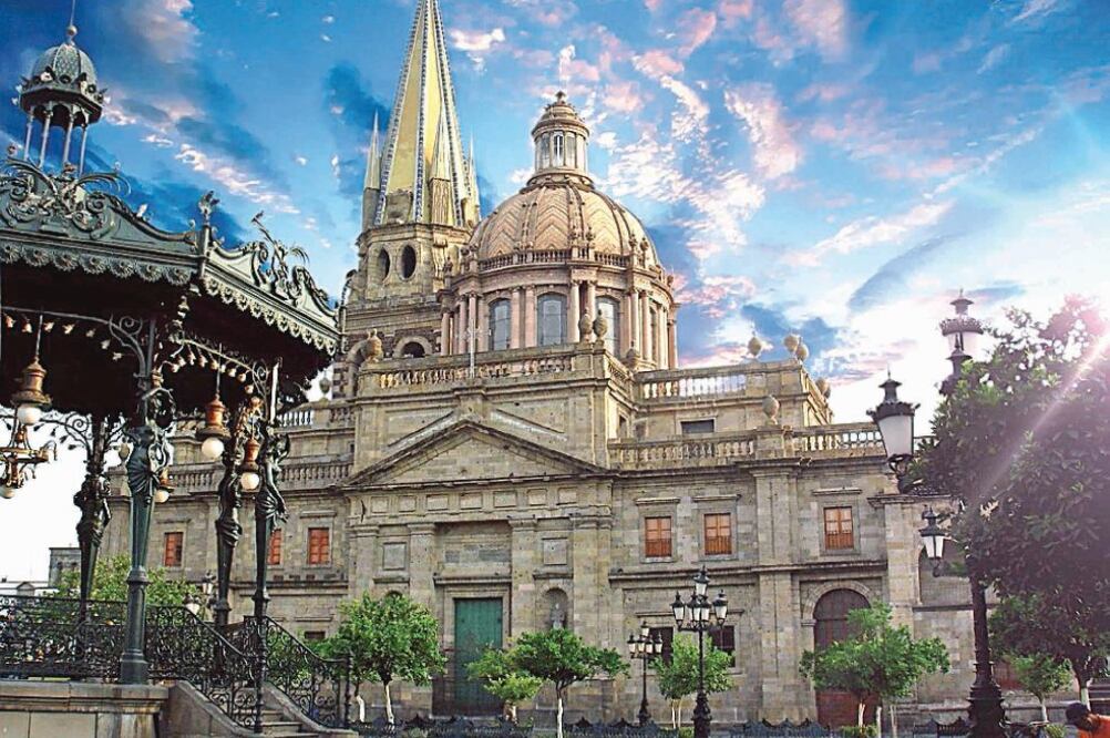 Abrir el abanico a otras opciones como el turismo religioso y el de naturaleza para no depender tanto de los destinos de playa y sol es una de las propuestas que se han planteado para fortalecer al sector (ARCHIVO EL UNIVERSAL)