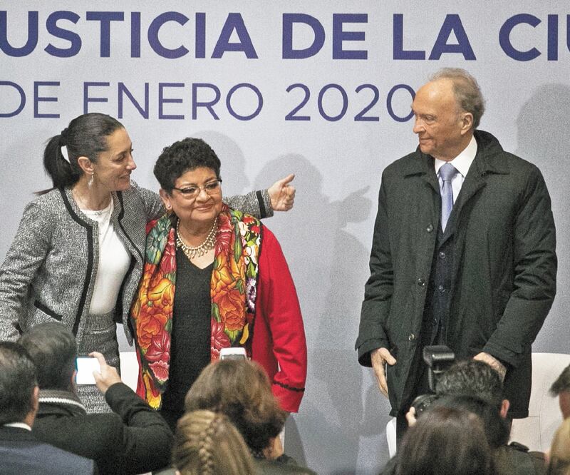 La jefa de Gobierno, Claudia Sheinbaum, acompañó a la fiscal capitalina, Ernestina Godoy, al igual que el fiscal general de la República, Alejandro Gertz Manero, en la presentación de la nueva dependencia de procuración de justicia. Foto/GERMÁN ESPINOSA