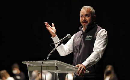 Señalan que alcalde “tal como canta, gobierna”