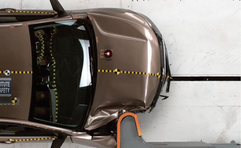 Esta organización aplica pruebas rigurosas para medir la protección de los autos. Foto: IIHS