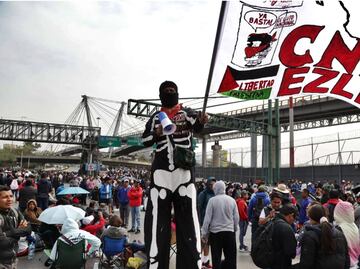 FOTOS: Bloqueos y marchas de maestros de la CNTE colapsan vialidades en la CDMX