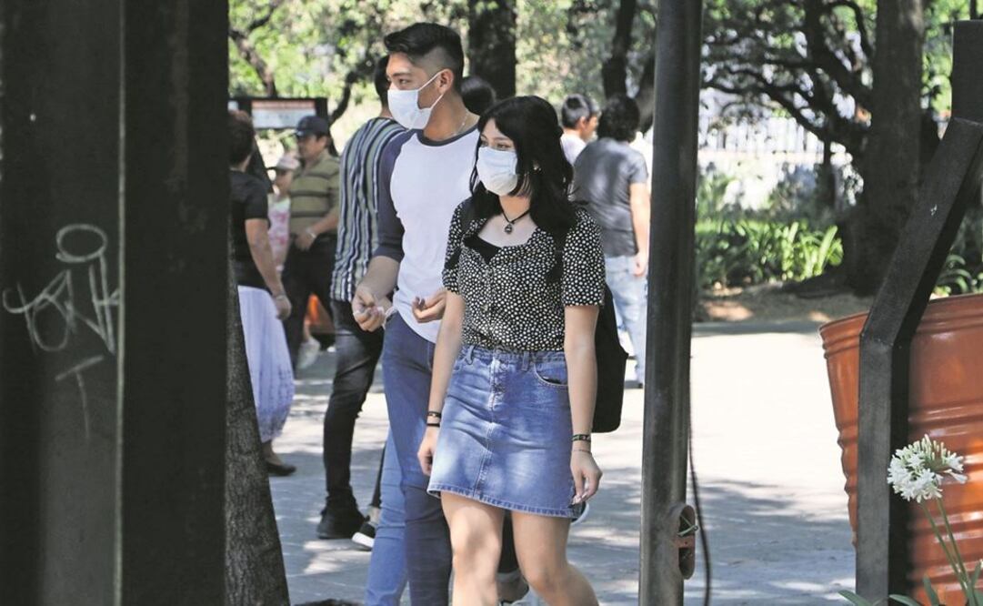 Por medio de redes sociales se viralizó un audio en el que se invitaba a gente a asistir a una fiesta con contagiados de Covid-19. Foto: Archivo / EL UNIVERSAL