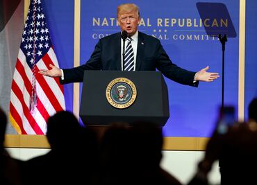 Trump asegura que "muchos abogados" quieren asistirlo en el caso Rusiagate