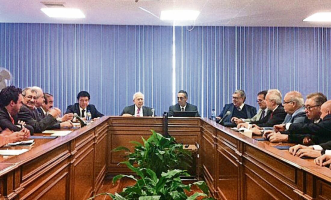 Los sectores obrero, patronal y el gobierno federal van a discutir sus propuestas sobre el salario mínimo ante la Conasami, que este jueves inicia sesión permanente (CORTESÍA CONASAMI)