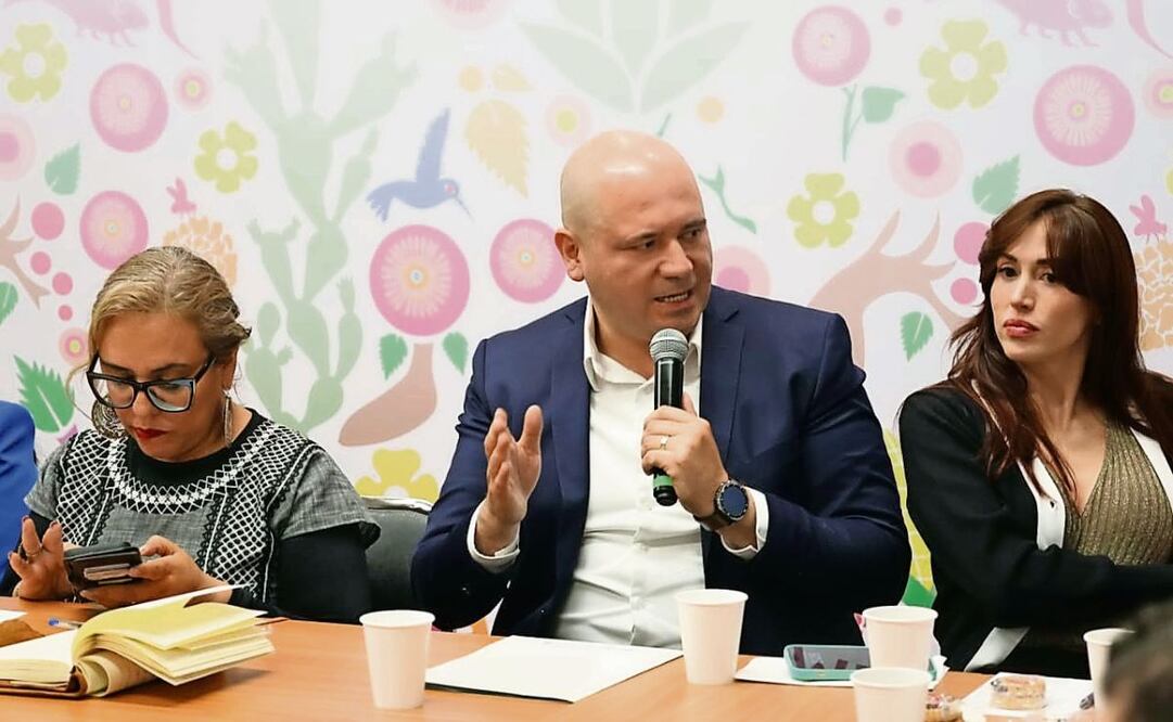 Autoridades y empresarios celebraron el lograr convenios para garantizar el derecho humano al agua. Foto: Especial