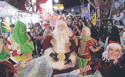 Santa estaciona trineo en la CDMX 