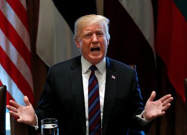 Trump plantea enviar militares a frontera con México hasta tener el muro