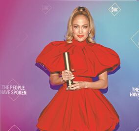 Las mujeres muestran su poder en los People's Choice Awards 2020