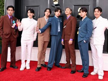 BTS quiere grabar con J Balvin