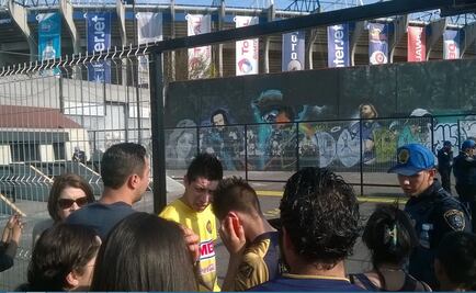 Cierran taquillas del Azteca, pese haber boletos