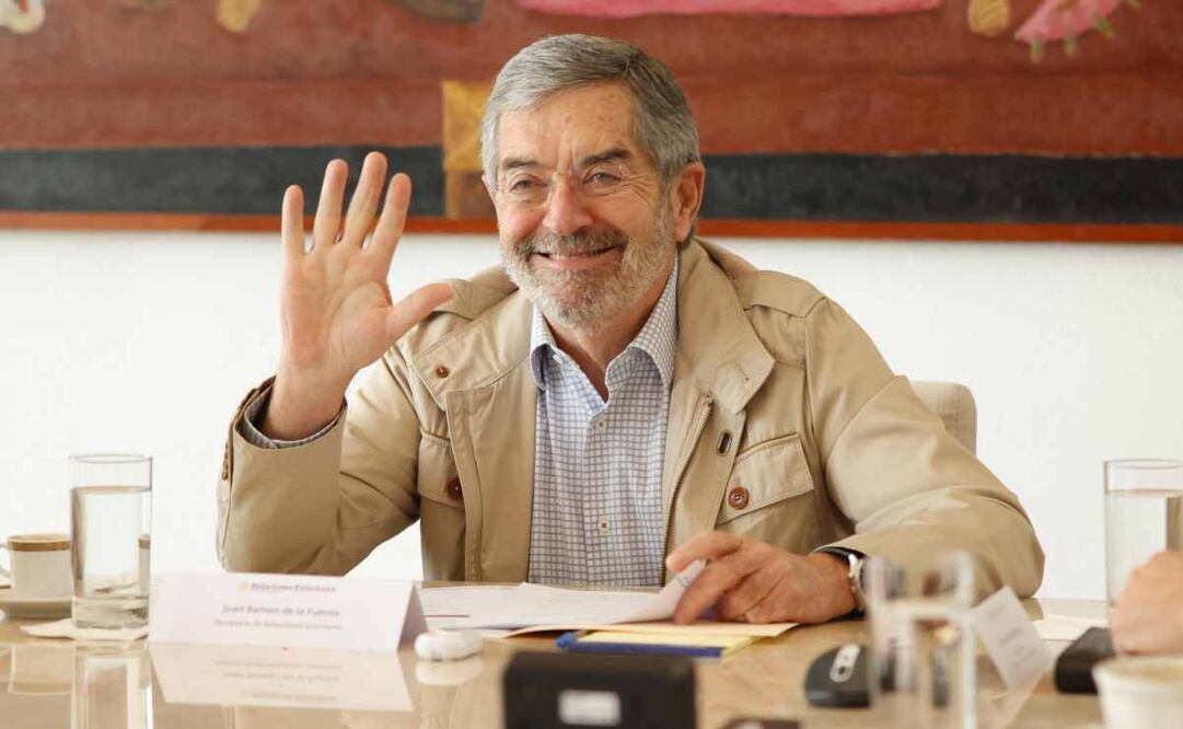 Canciller de la Fuente: Consulados están preparados para defender dignidad. Foto: Especial