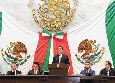 Llama Aureoles a cerrar filas en torno a la entidad