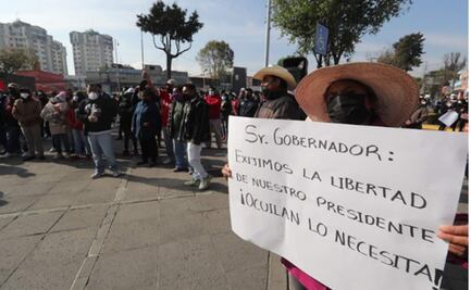 Pobladores exigen libertad para presidente municipal de Ocuilan preso 