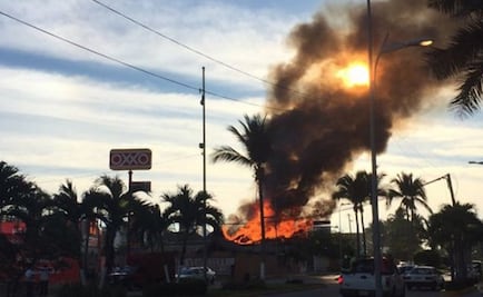 Incendio destruye restaurante en Zona Diamante de Acapulco