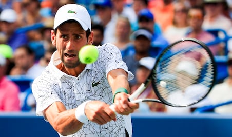 Djokovic hace historia ante Federer