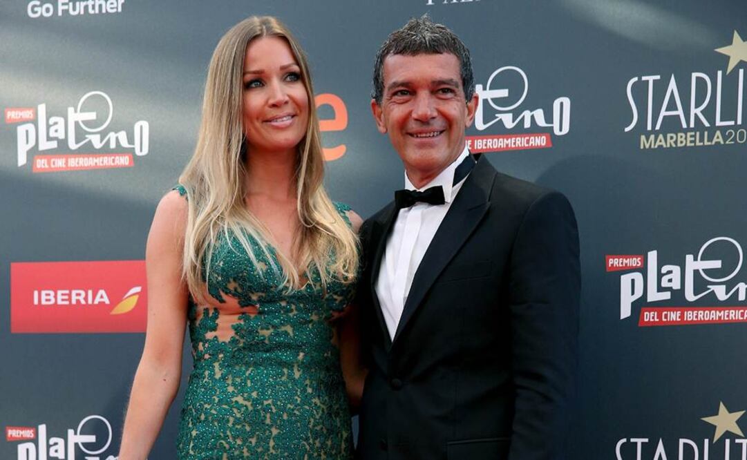 Antonio Banderas junto a su pareja, Nicole Kimpel. FOTO:EFE