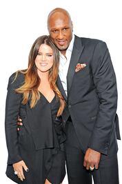 Lamar Odom sale del coma; Khloé lo filma y pide respeto