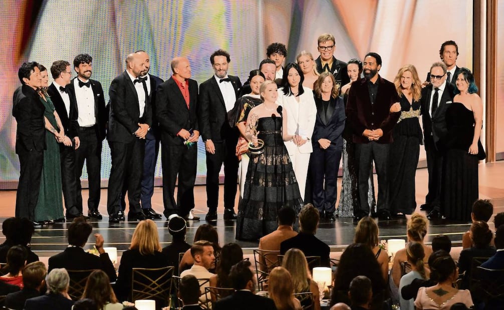 La maldición de Widow’s Bay ganó siete galardones, incluido el premio a Mejor Serie de Comedia. Foto: AFP