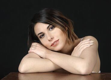 Elimina el vello del bigote de forma natural, sin rastrillo