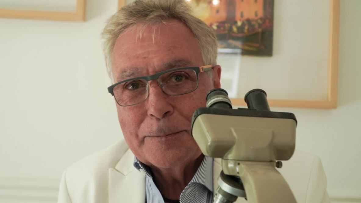 Alejandro Madrigal, el científico mexicano honrado en el cumpleaños de la reina Isabel II