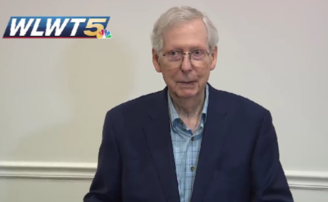 El senador Mitch McConnell parece tener otro episodio de congelación. Foto: Tomada del video