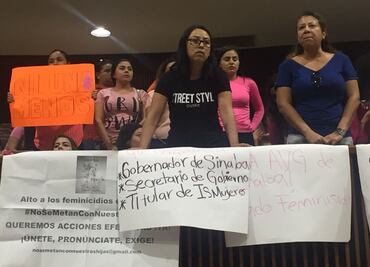 Activistas exigen a funcionarios comparecer por feminicidios en Sinaloa