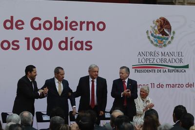 AMLO asegura que ya cumplió 62 de 100 compromisos