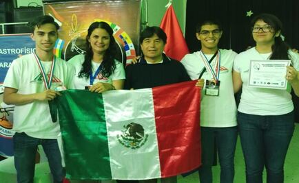 Mexican students stand out at the Astronomy and Astronautics Olympiad