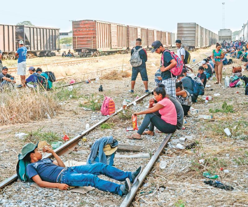 Buscando mejor vida. Hondureños, salvadoreños, cubanos, venezolanos y haitianos llegaron a México en busca de mejores condiciones. Foto/ARCHIVO EL UNIVERSAL