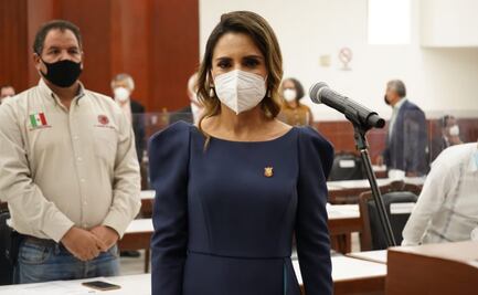 Esposa de alcalde fallecido por Covid-19 lo sustituye en el cargo, en Sinaloa